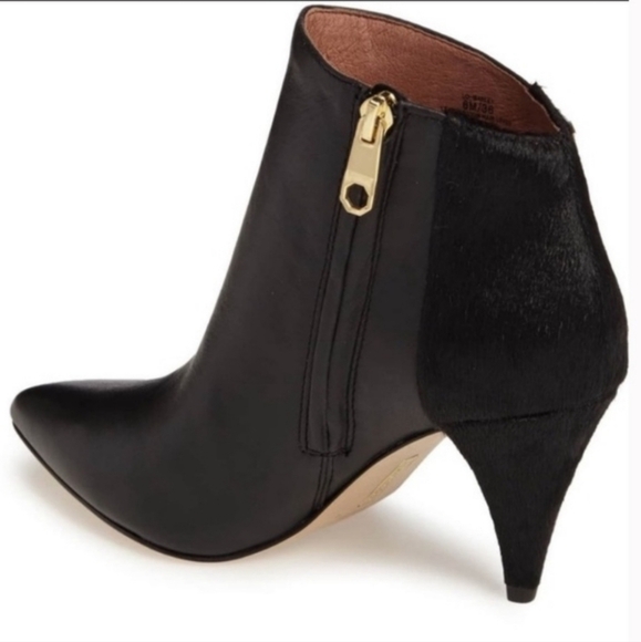 Louise et Cie Pointed Toe Black Leather & Cow Hair Heel Booties Size 7.5 - Picture 2 of 16